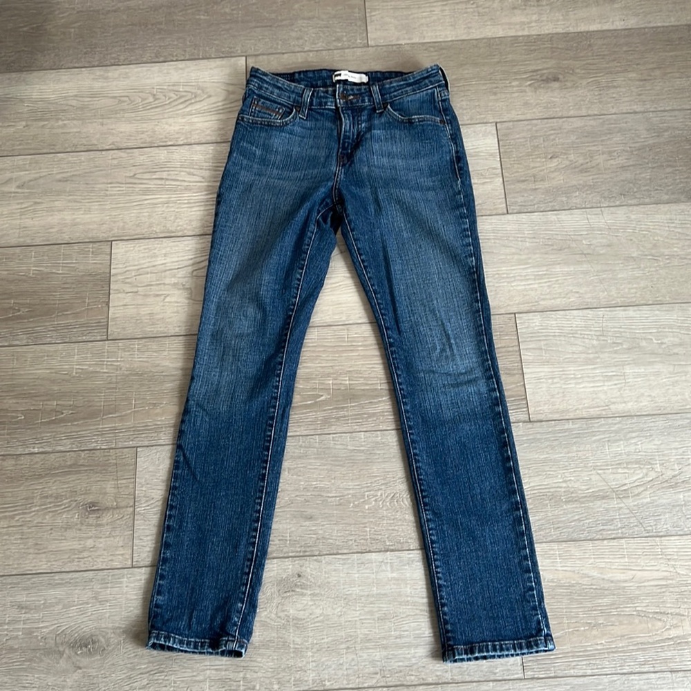 Levi’s Mid Rise Skinny Jeans 4 Medium Wash